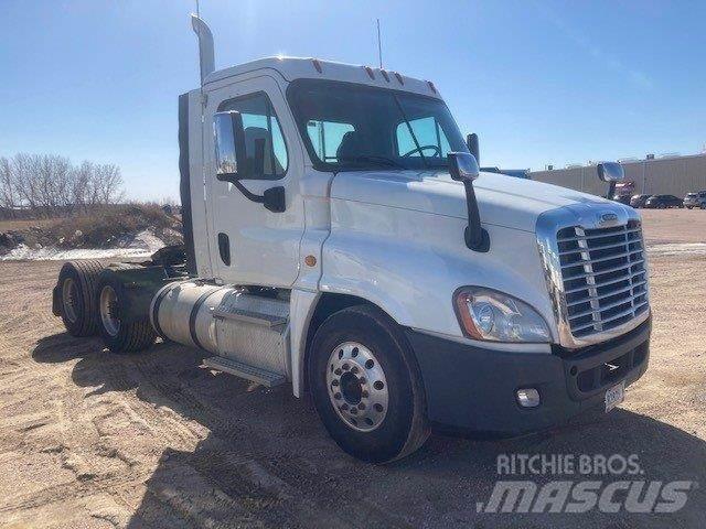 Freightliner Cascadia Naudoti vilkikai