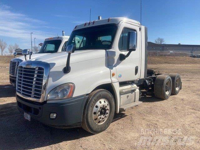 Freightliner Cascadia Naudoti vilkikai