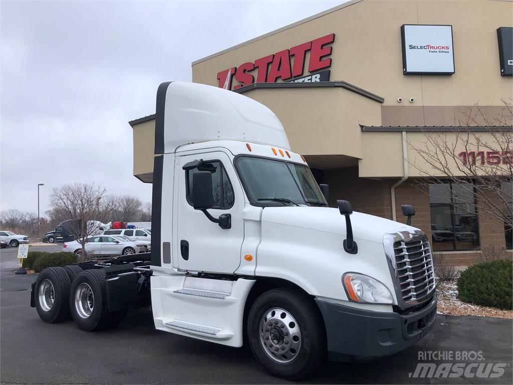 Freightliner Cascadia Naudoti vilkikai