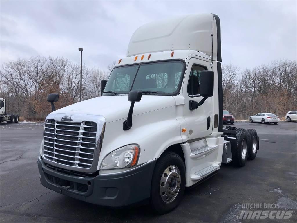 Freightliner Cascadia Naudoti vilkikai