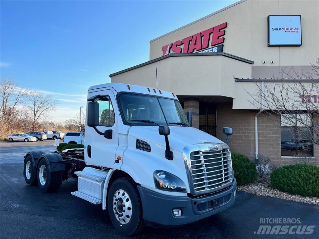 Freightliner Cascadia Naudoti vilkikai