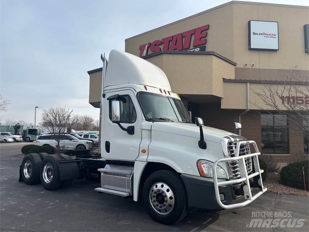 Freightliner Cascadia Naudoti vilkikai