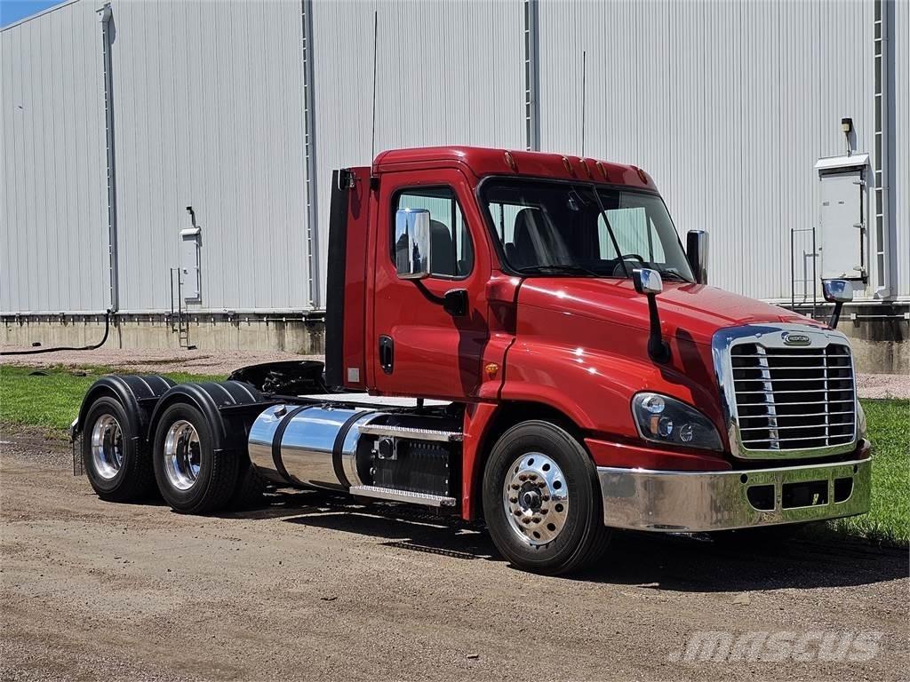 Freightliner Cascadia Naudoti vilkikai