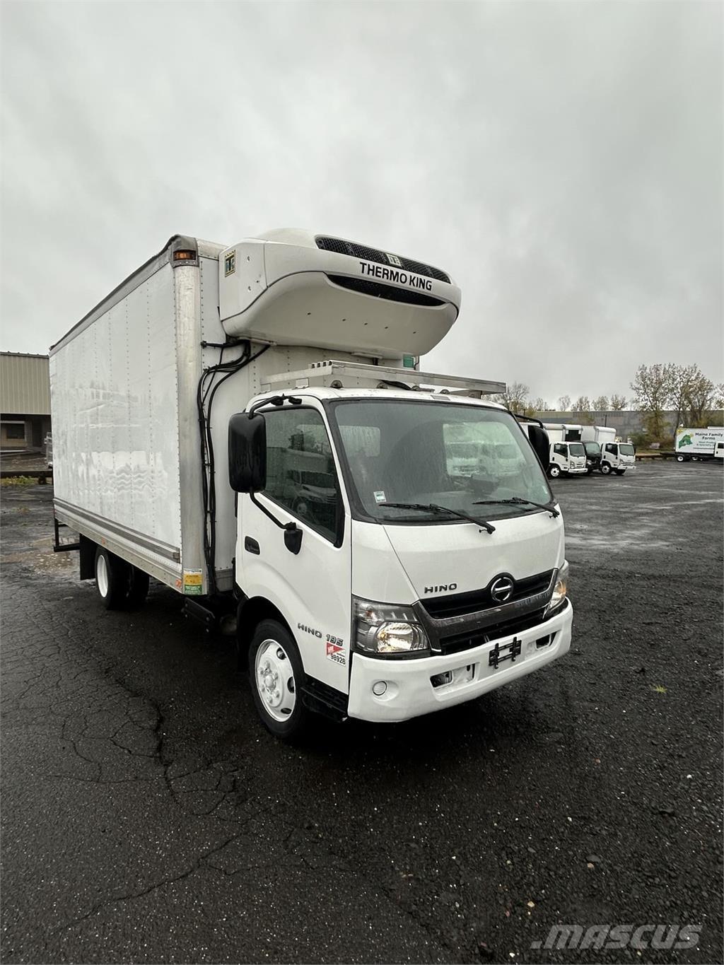Hino 195 Sunkvežimiai su dengtu kėbulu