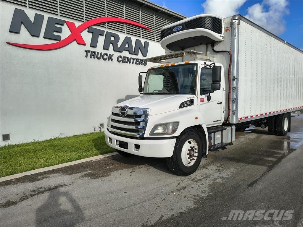 Hino 268A Sunkvežimiai su dengtu kėbulu