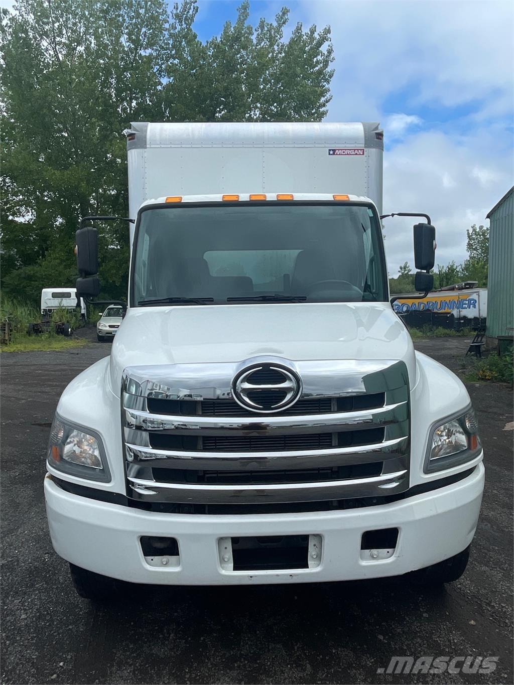 Hino 268A Sunkvežimiai su dengtu kėbulu