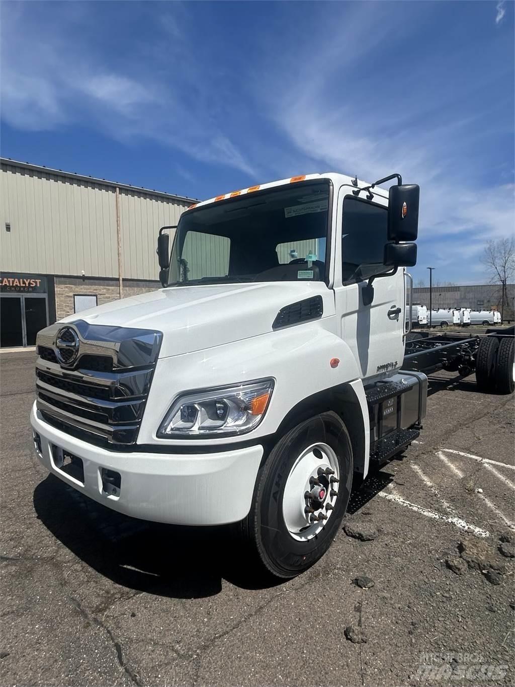 Hino L6 Važiuoklė su kabina
