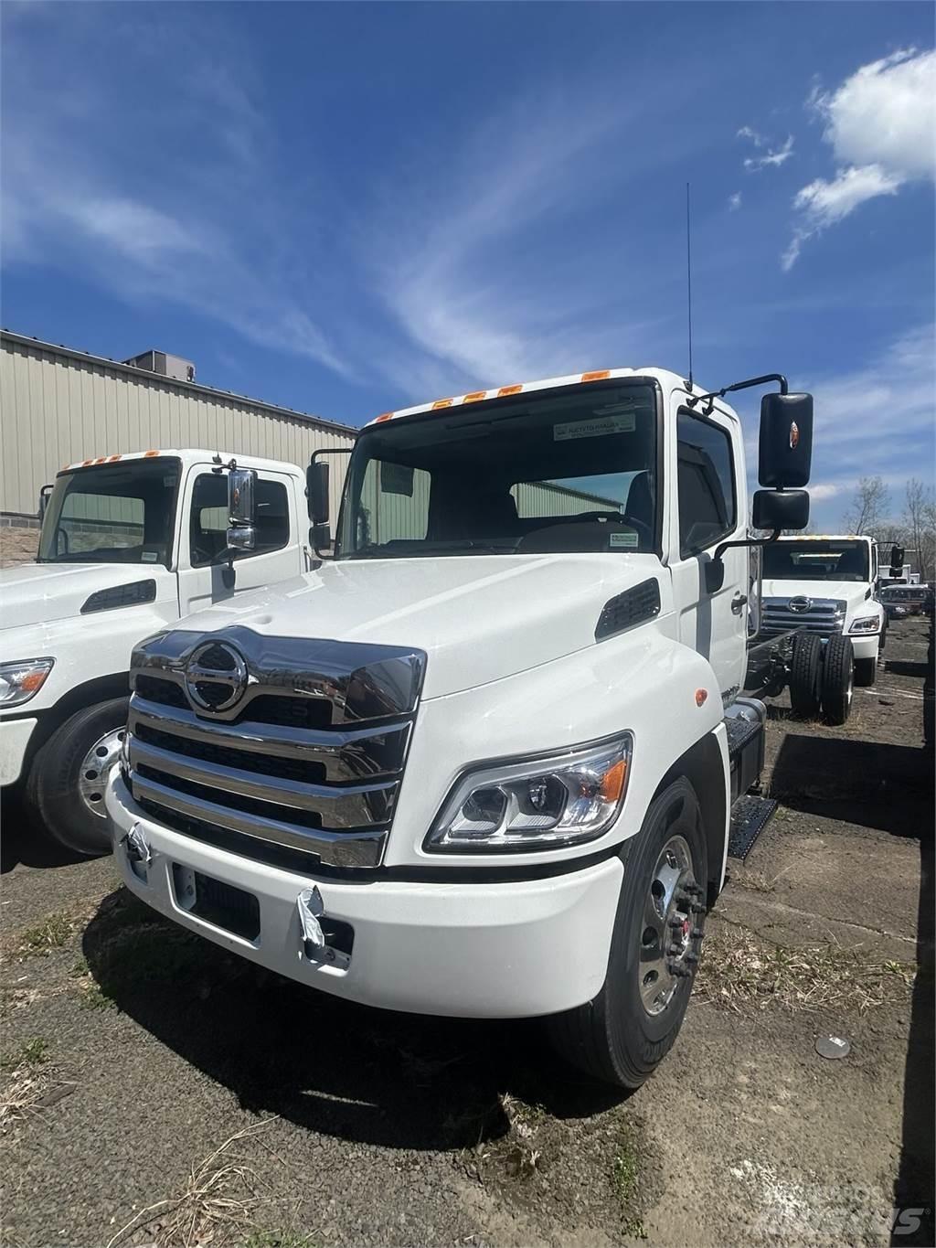 Hino L6 Važiuoklė su kabina