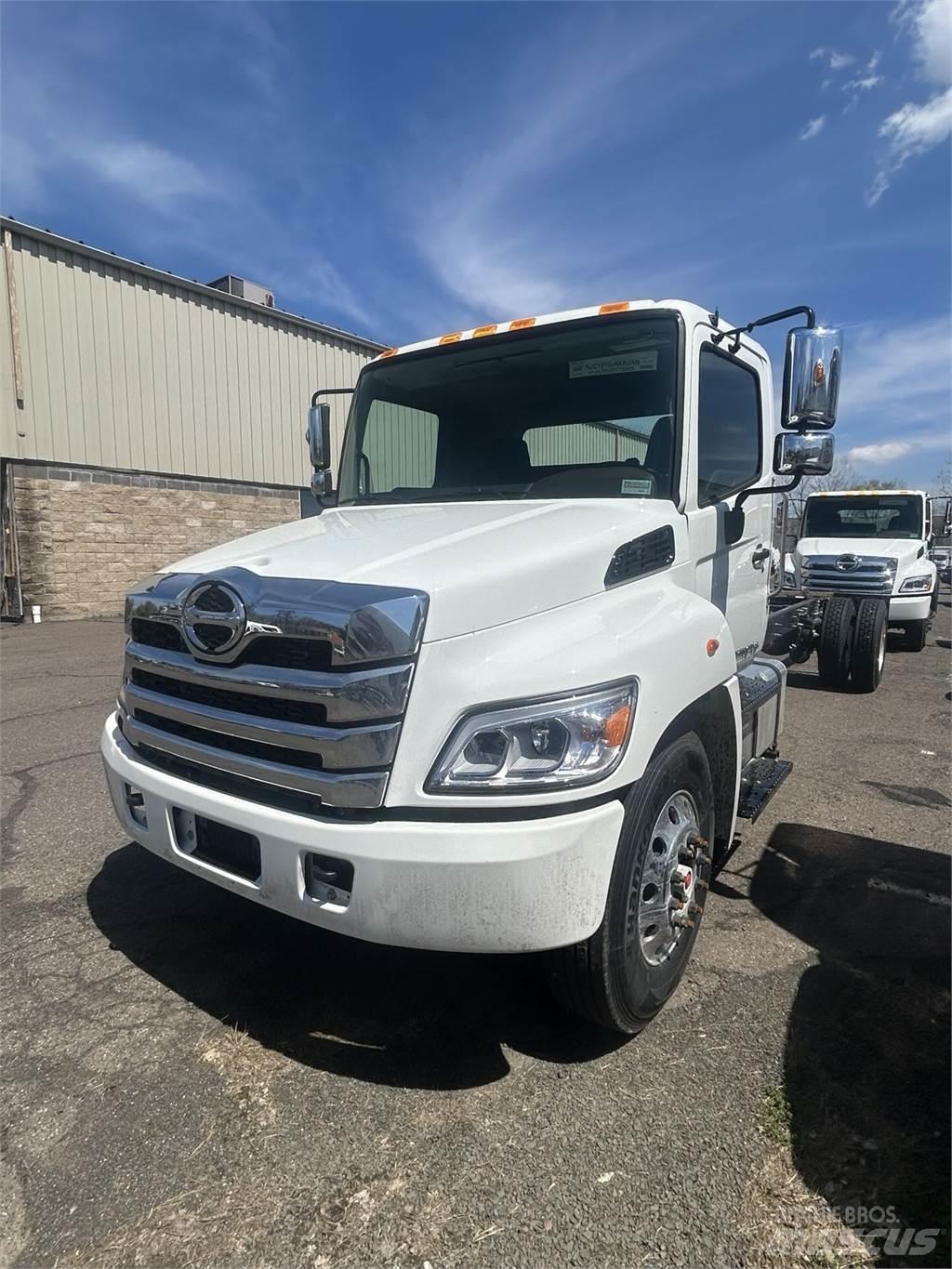 Hino L6 Važiuoklė su kabina