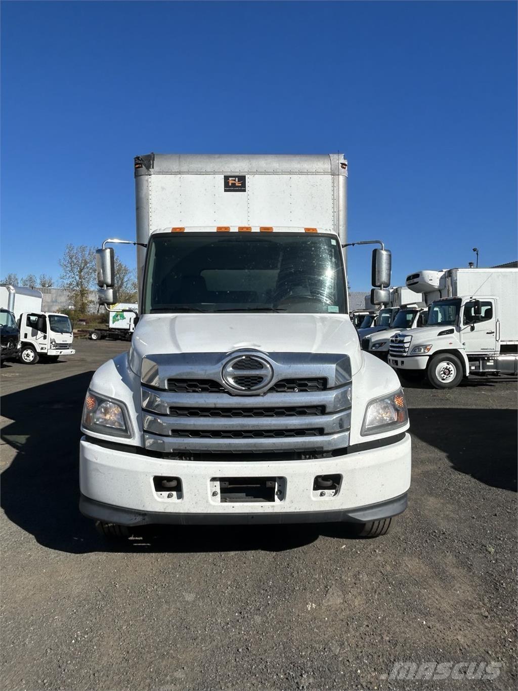 Hino L6 Sunkvežimiai su dengtu kėbulu