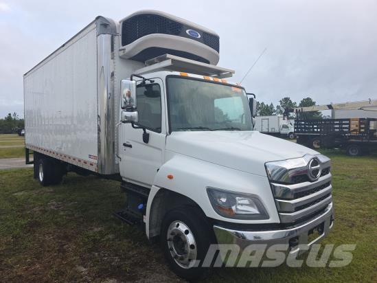 Hino L6 Sunkvežimiai su dengtu kėbulu