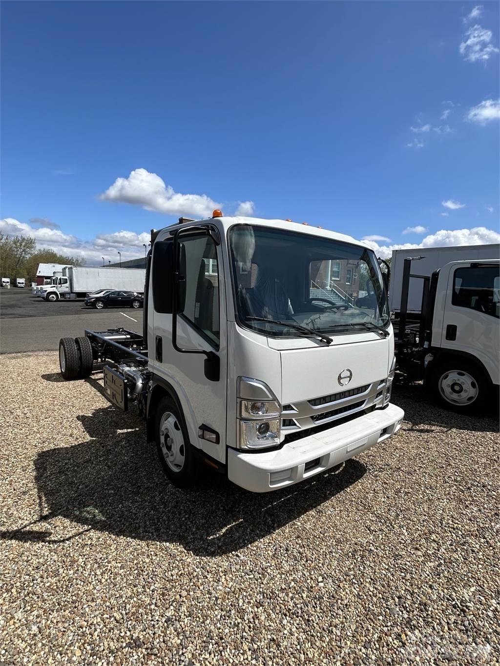 Hino S5 Sunkvežimiai su dengtu kėbulu