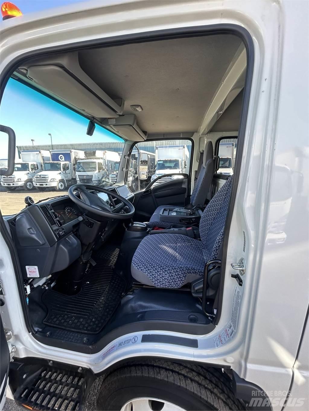 Isuzu NPR HD DC Sunkvežimiai su dengtu kėbulu