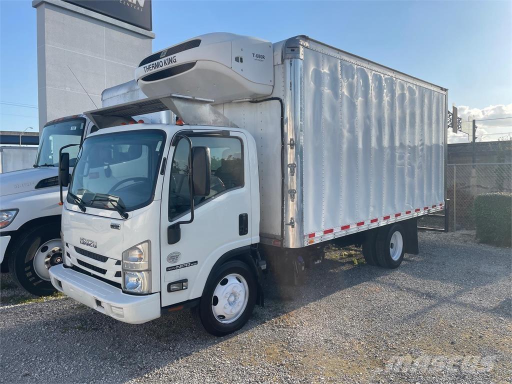 Isuzu NPR XD Sunkvežimiai su dengtu kėbulu