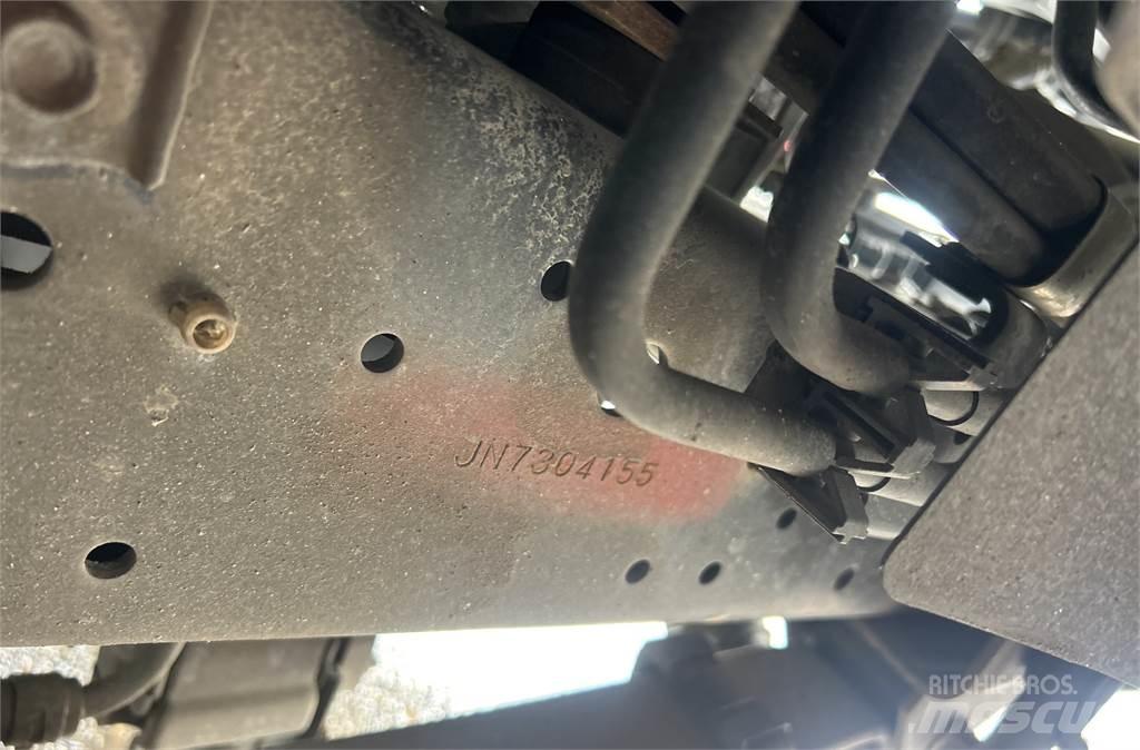 Isuzu NRR Sunkvežimiai su dengtu kėbulu
