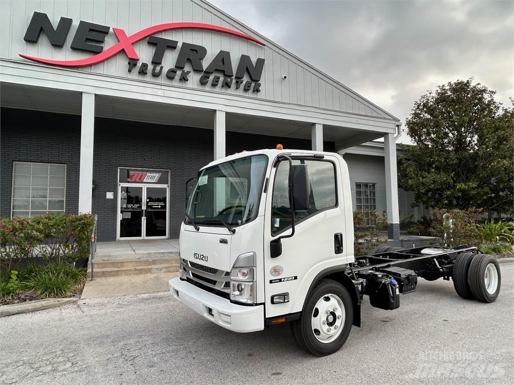 Isuzu NRR-3U454 Važiuoklė su kabina