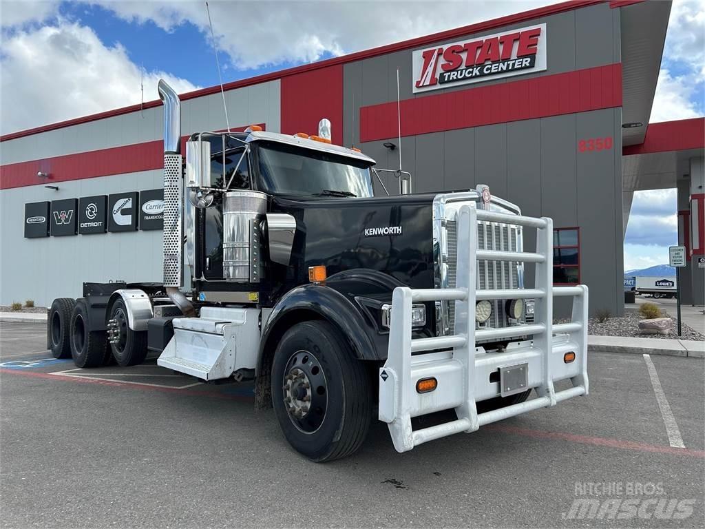 Kenworth CONSTRUCTION Naudoti vilkikai