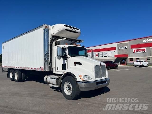 Kenworth T370 Sunkvežimiai su dengtu kėbulu