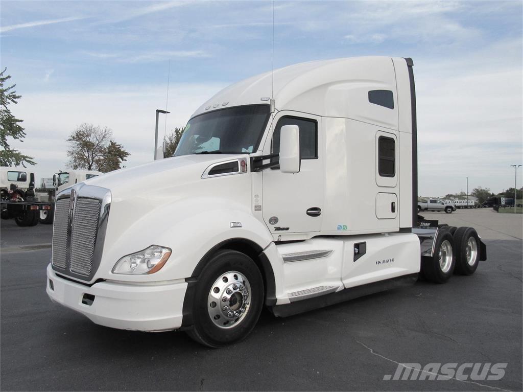 Kenworth T680 Naudoti vilkikai