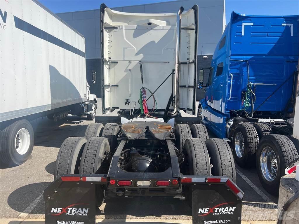 Mack AN64T Naudoti vilkikai