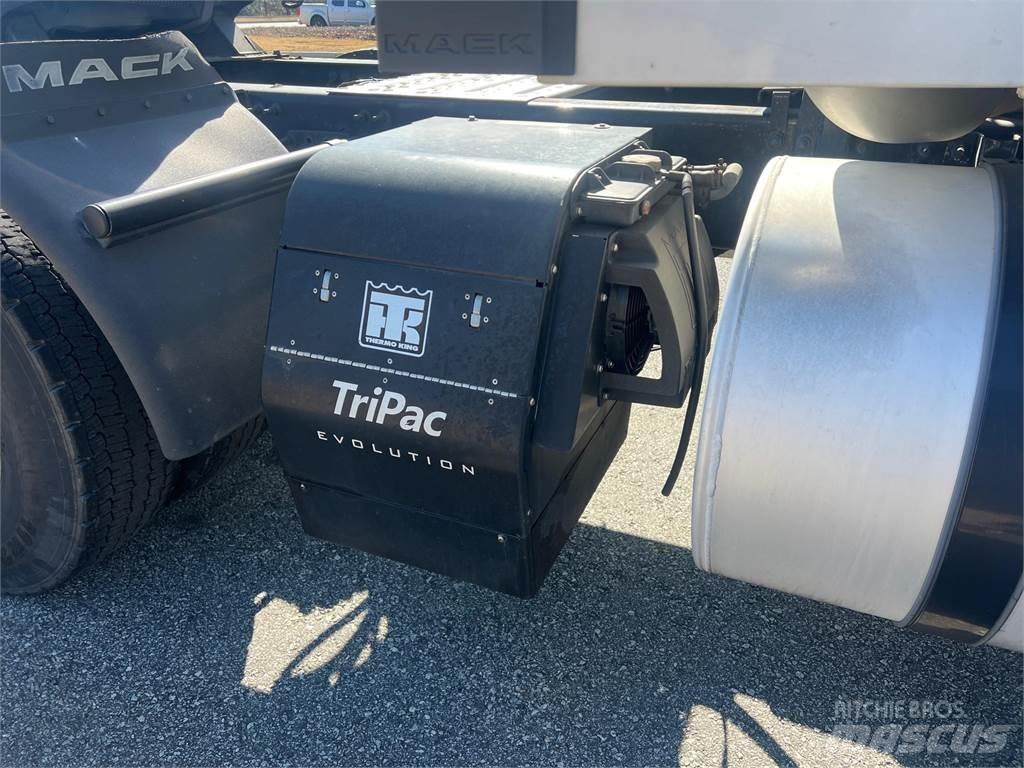 Mack AN64T Naudoti vilkikai