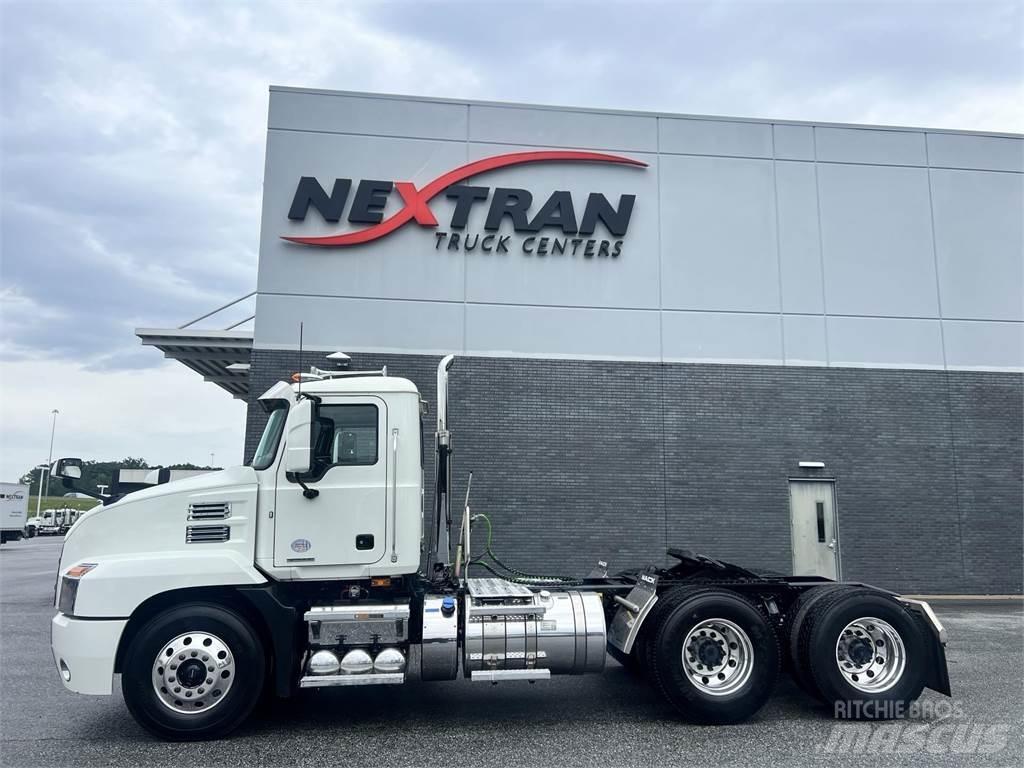 Mack AN64T Naudoti vilkikai