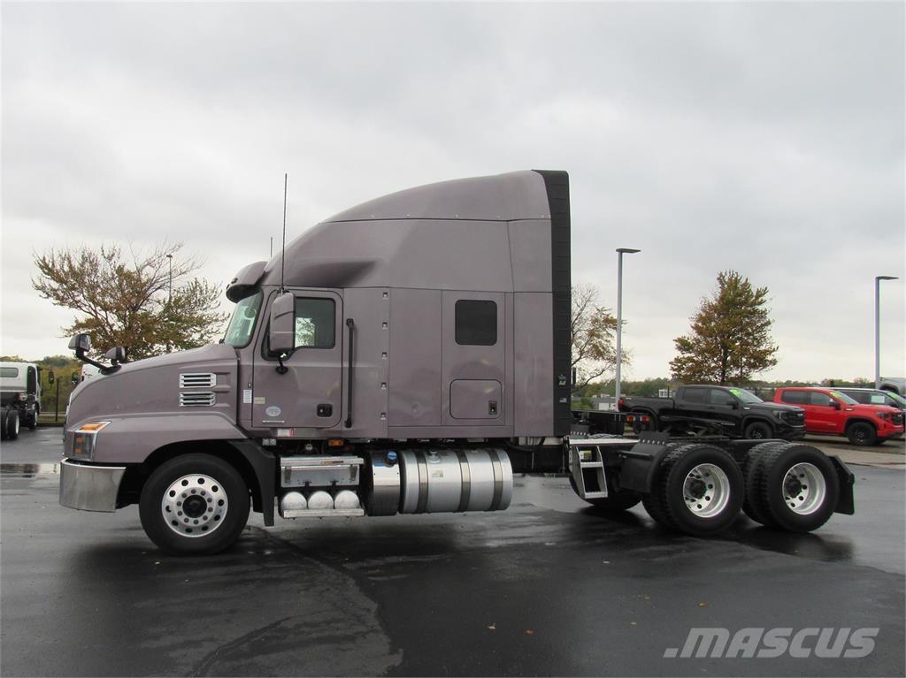 Mack AN64T Naudoti vilkikai