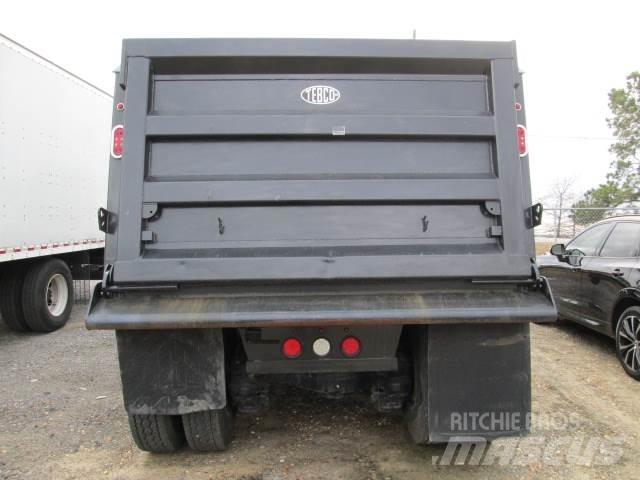Mack GR64F Savivarčių priekabų vilkikai