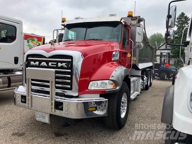Mack GU800 Važiuoklė su kabina