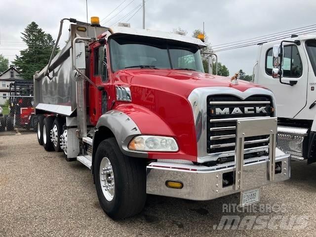 Mack GU800 Važiuoklė su kabina
