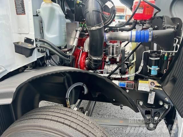 Mack MD6 42R Važiuoklė su kabina
