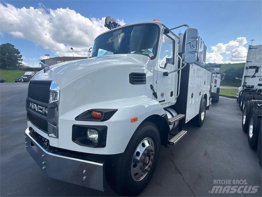 Mack MD6 42R Važiuoklė su kabina
