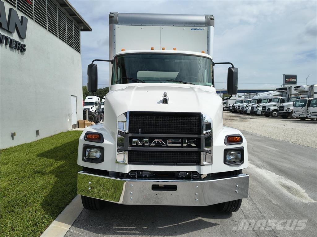 Mack MD6 42R Sunkvežimiai su dengtu kėbulu