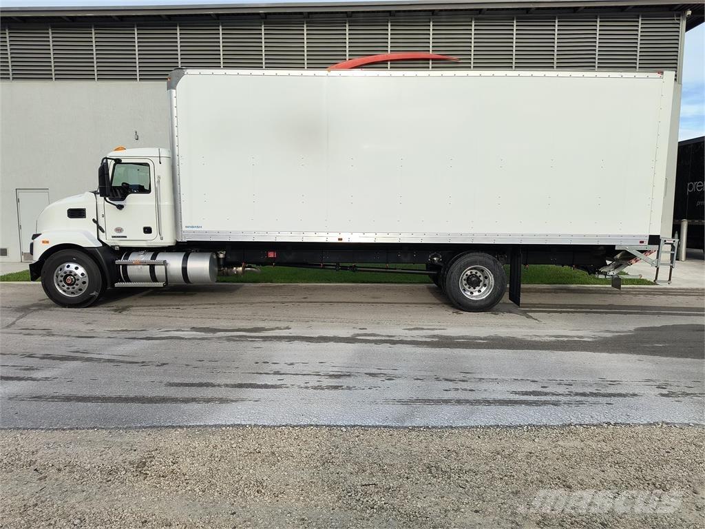 Mack MD6 42R Sunkvežimiai su dengtu kėbulu