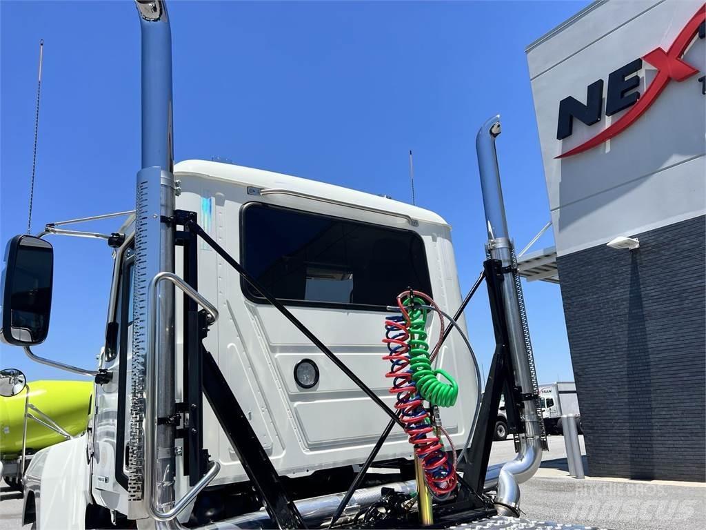 Mack PI64T Naudoti vilkikai