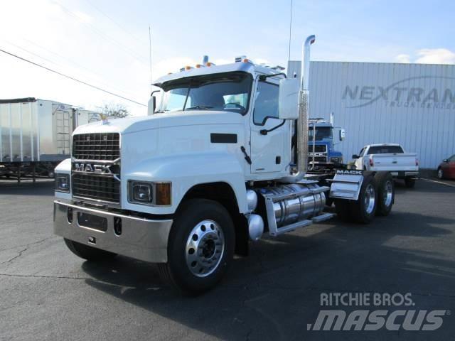 Mack PI64T Naudoti vilkikai