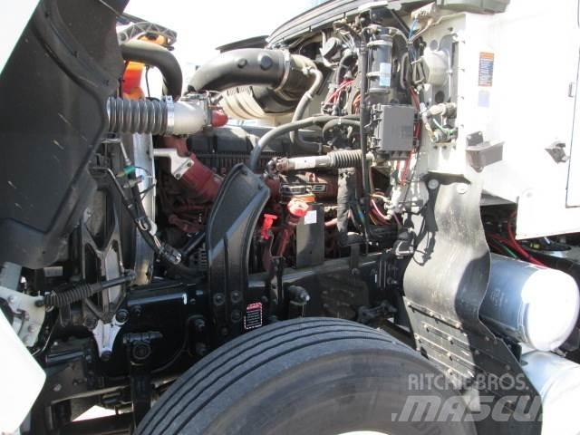 Mack PI64T Naudoti vilkikai