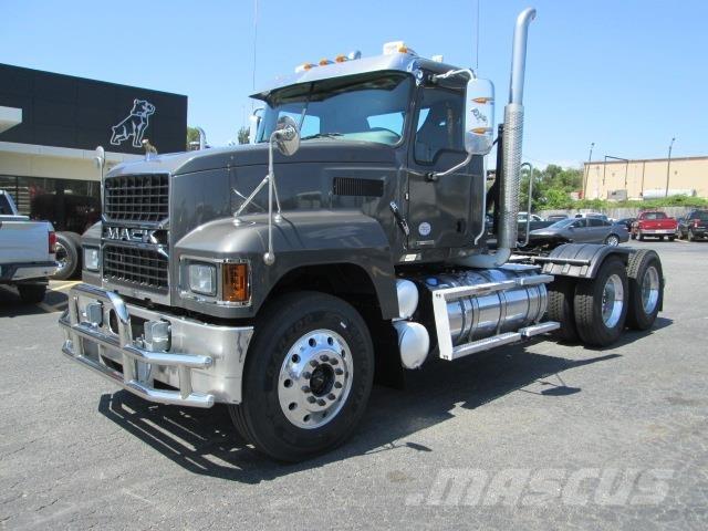Mack PI64T Naudoti vilkikai