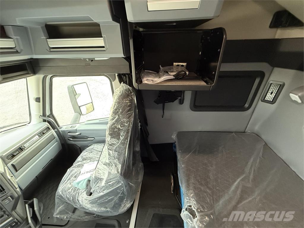 Mack PR64T Naudoti vilkikai