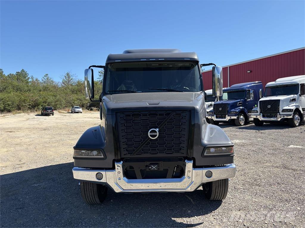 Volvo VAH64600 Sunkvežimiai su keliamuoju kabliu