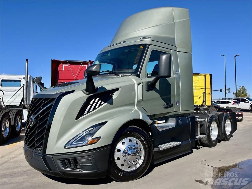 Volvo VNL64T300 Naudoti vilkikai