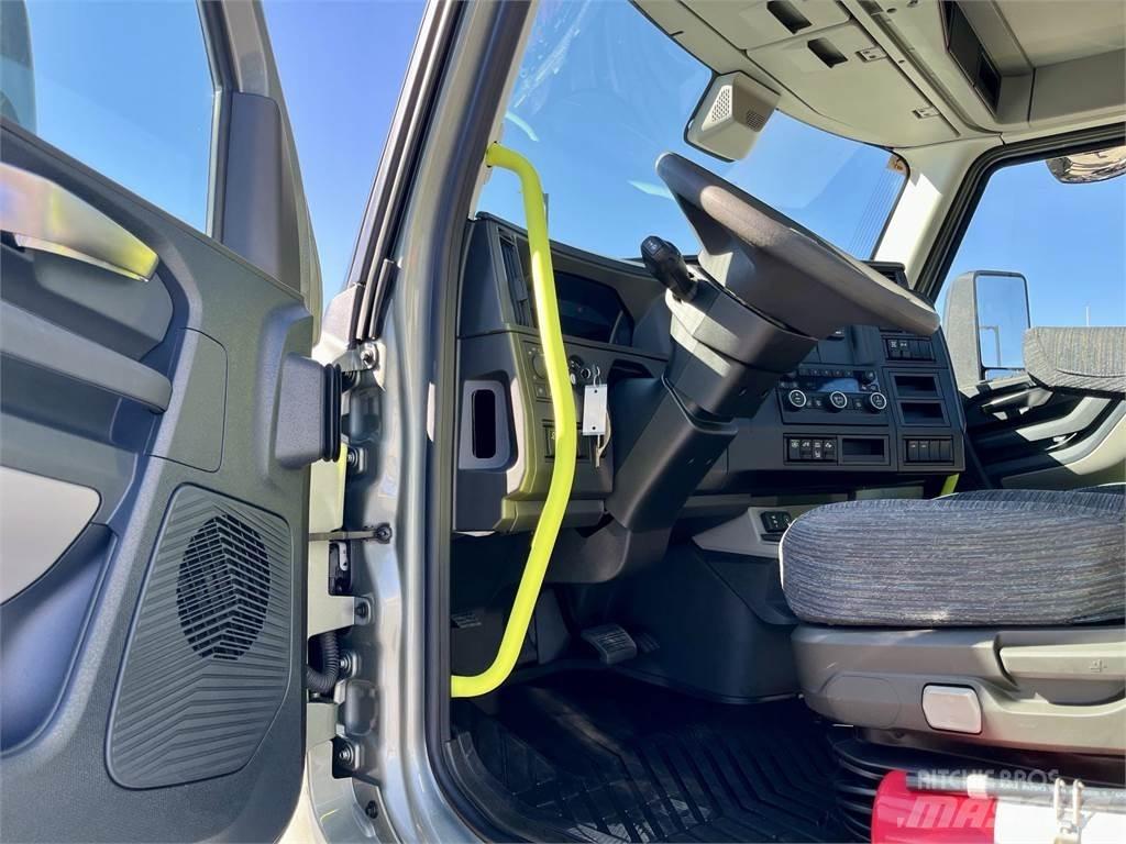 Volvo VNL64T300 Naudoti vilkikai