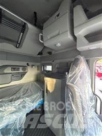 Volvo VNL64T860 Naudoti vilkikai