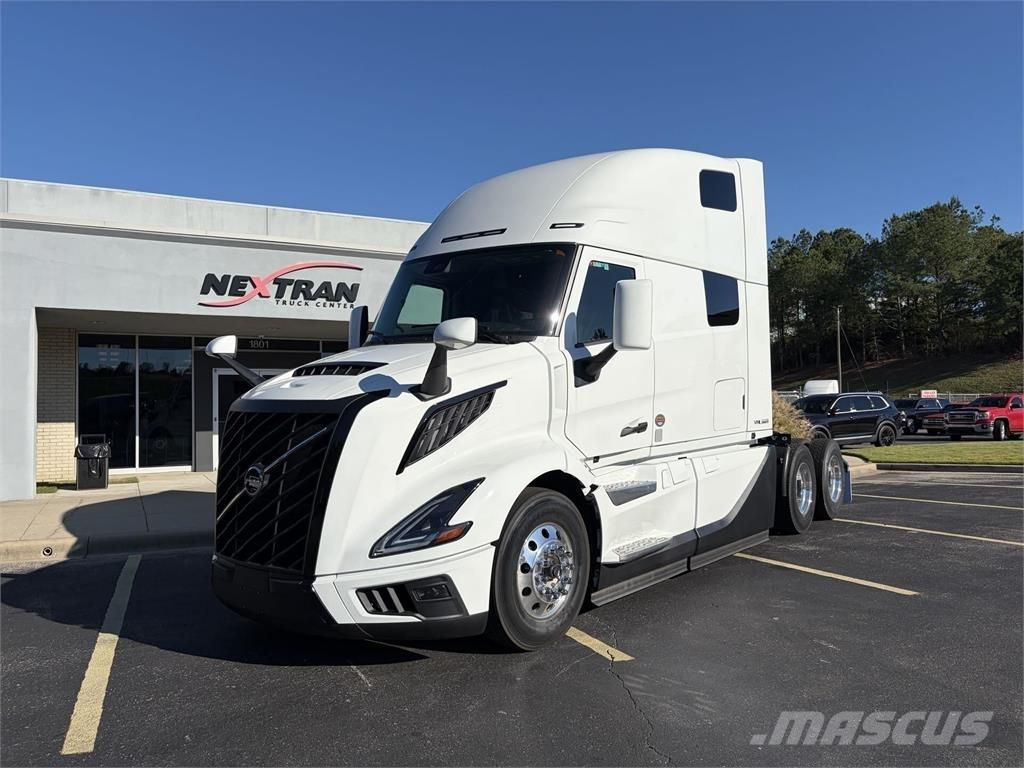 Volvo VNL64T860 Naudoti vilkikai