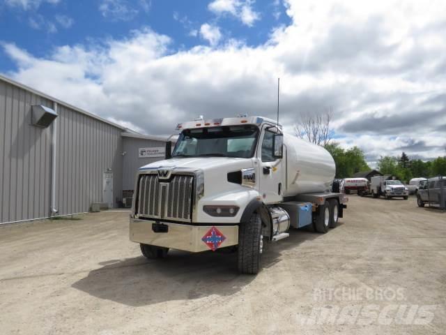 Western Star 47X Naudoti vilkikai