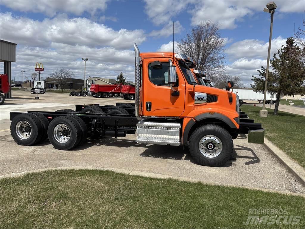 Western Star 47X Kita