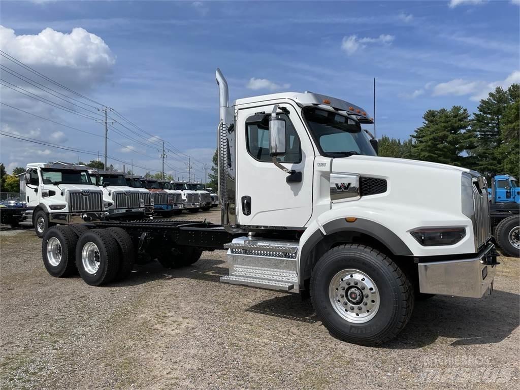 Western Star 49X Naudoti vilkikai