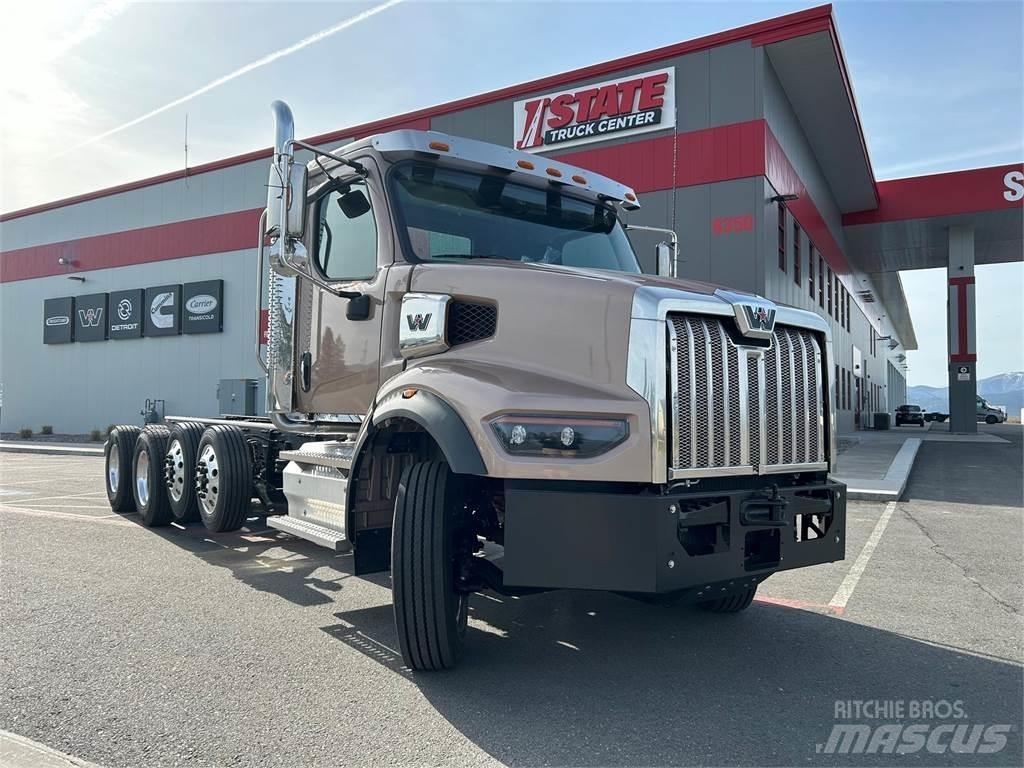 Western Star 49X Savivarčių priekabų vilkikai