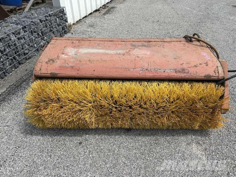  AUTRE 1700mm Šlavimo sunkvežimiai