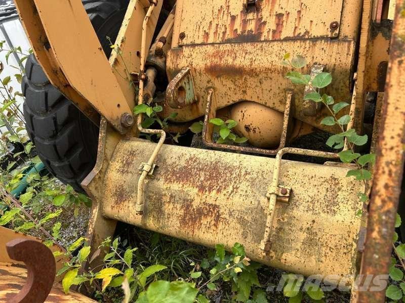 CASE W14 Naudoti ratiniai krautuvai